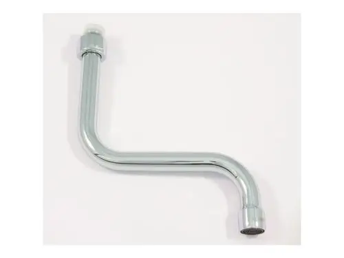 Rohrauslauf in verchromtem Finish, geeignet für Wand-Armaturen von Ideal Standard, mit einem gebogenen Design zur Installation der Sanitäranlagen.